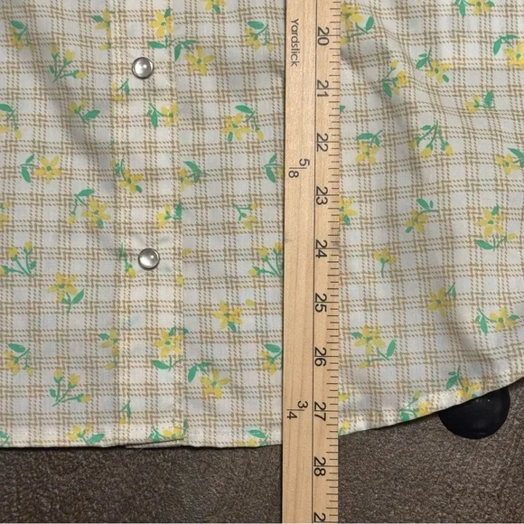 Wrangler Women’s Long Sleeve Button Snap Blouse Yellow Plaid Floral NWT Size S - Picture 11 of 11